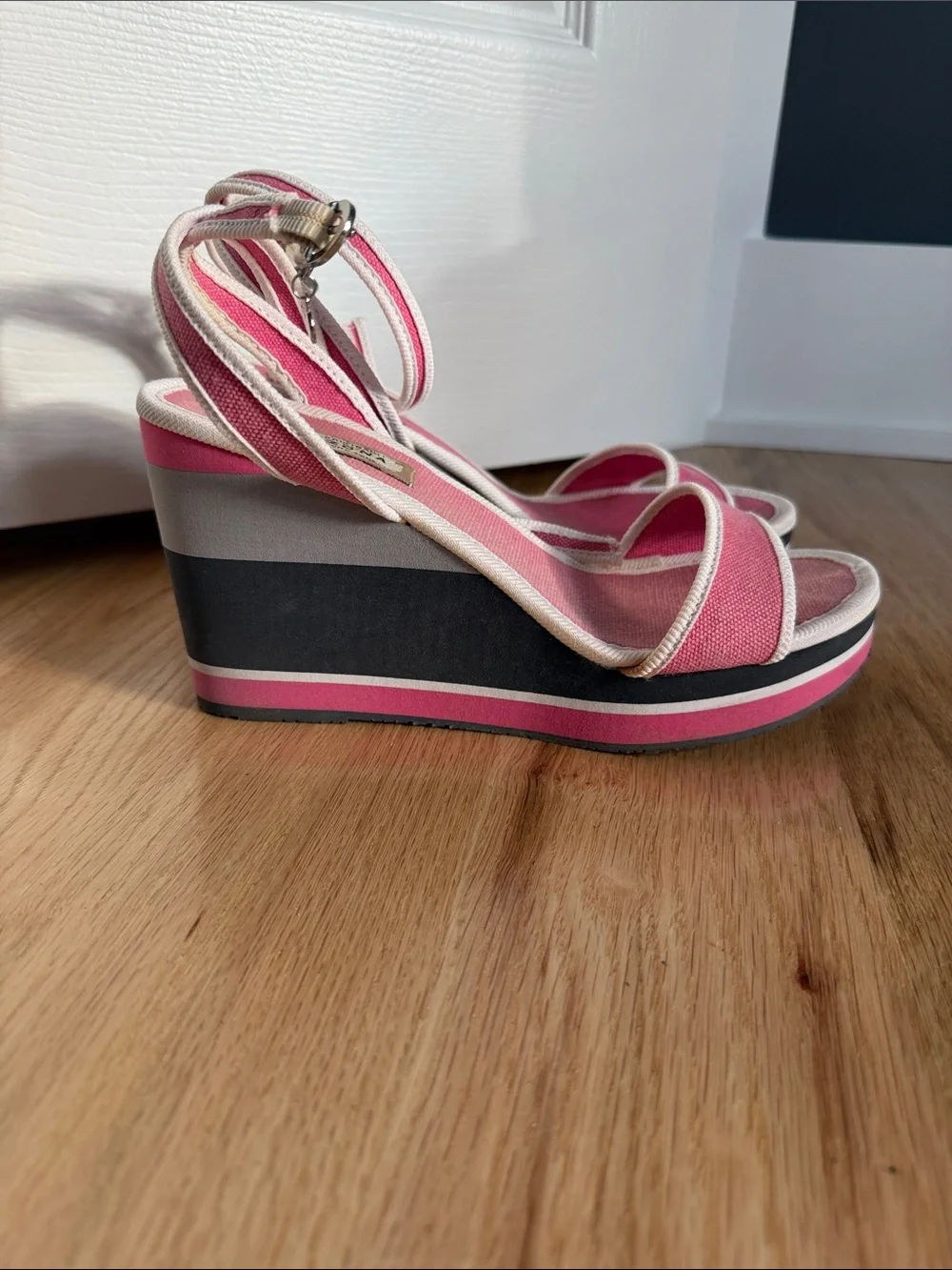 Arizona Jean Company Pink Platform Ankle-Strap Wedges